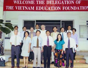 Vietnam_delegation1